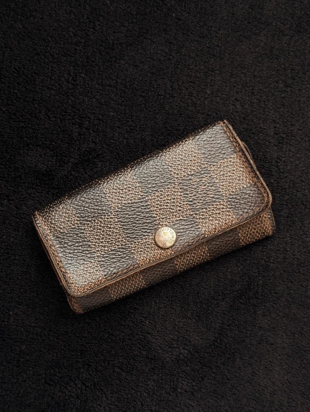Louis Vuitton LV 2007 Damier Ebene 4 Key Organizer Wallet